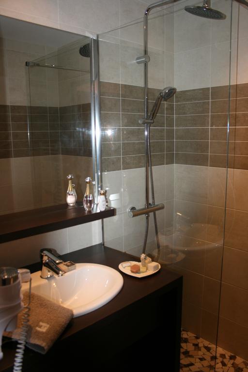 L Or Du Temps Hotel Saint-Alban  Room photo